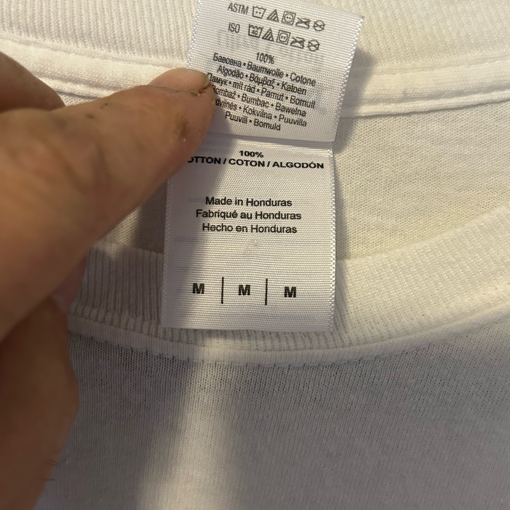 Gildan | Burt’s Surf shop White Long Sleeve Men's Tee | Size Medium. - Picture 3 of 5